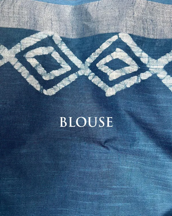 Golden_Slub_Linen_Wax_Batik_Handcrafted_Saree_Blue