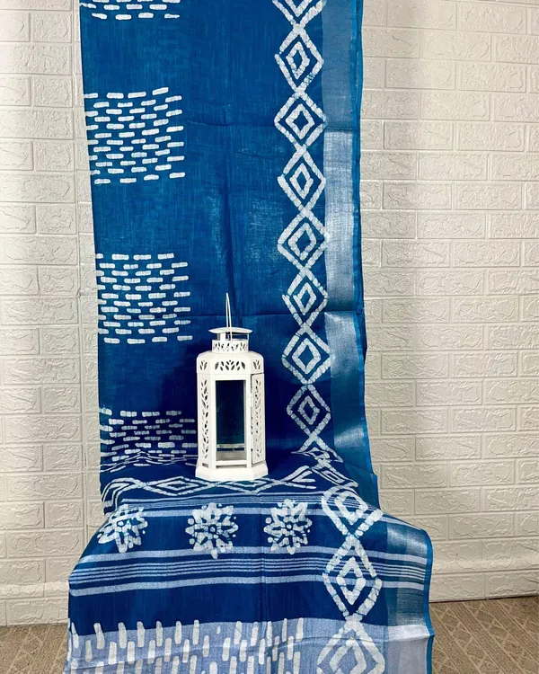 Golden_Slub_Linen_Wax_Batik_Handcrafted_Saree_Blue