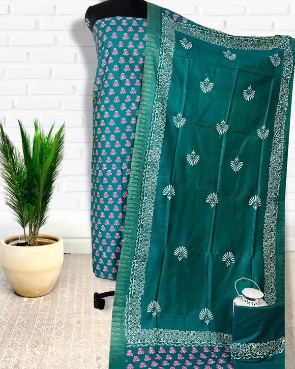 Katan_Silk_Gleaming_Blockprint_Green_Suit