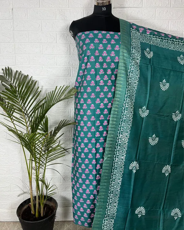 Katan_Silk_Gleaming_Blockprint_Green_Suit