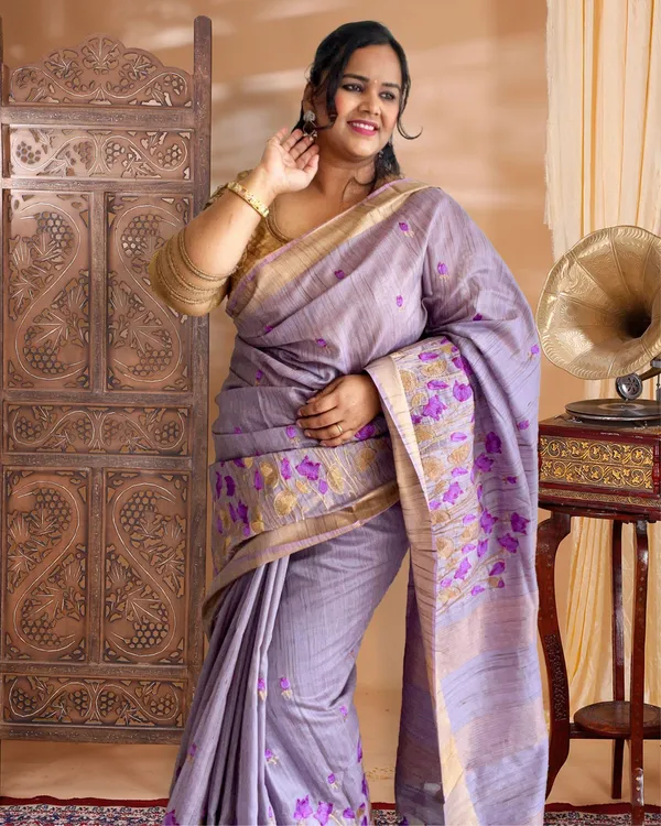 Banswara_Silk_Saree_Pastel_Lavendar_Lotus_Embroidery