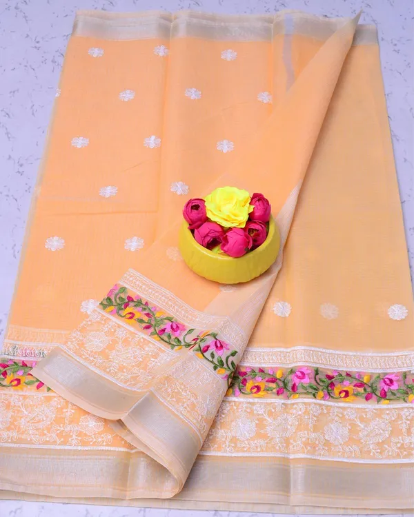 Eclipsing_Orange_Kota_Doria_Cotton_Floral_Embroidery_Saree