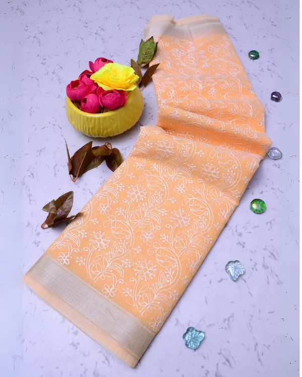 Kota_Doria_Evocative_Peach_Saree_Allover_Embroidery