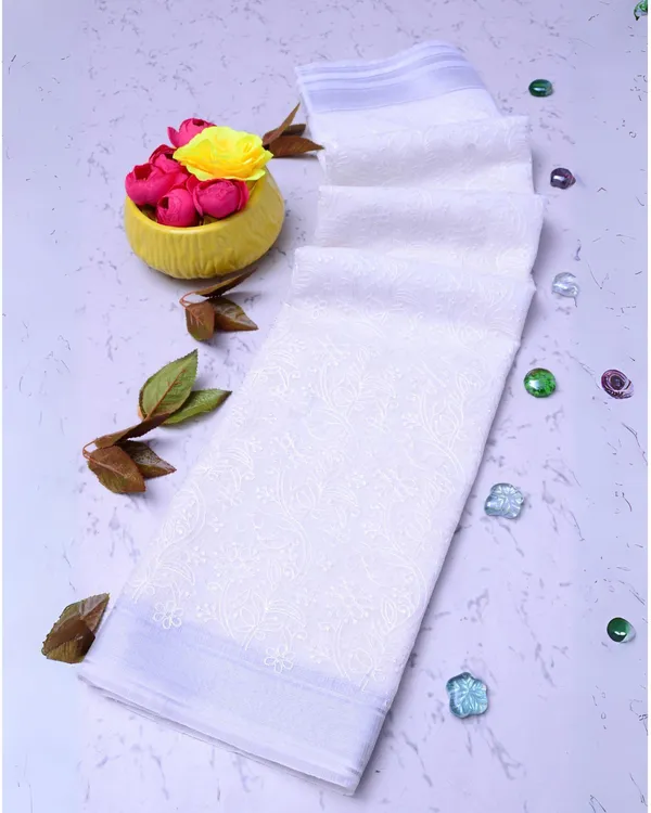 Kota_Doria_Effulgent_White_Saree_Allover_Embroidery