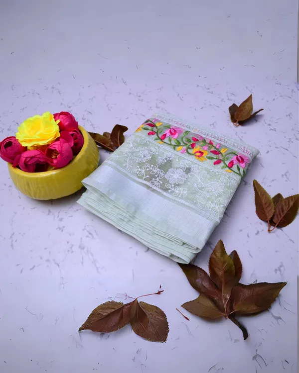 Beautiful_Green_Kota_Doria_Cotton_Floral_Embroidery_Saree