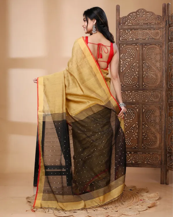 Lustrous_Pure_Silk_Goden_Yellow_Saree