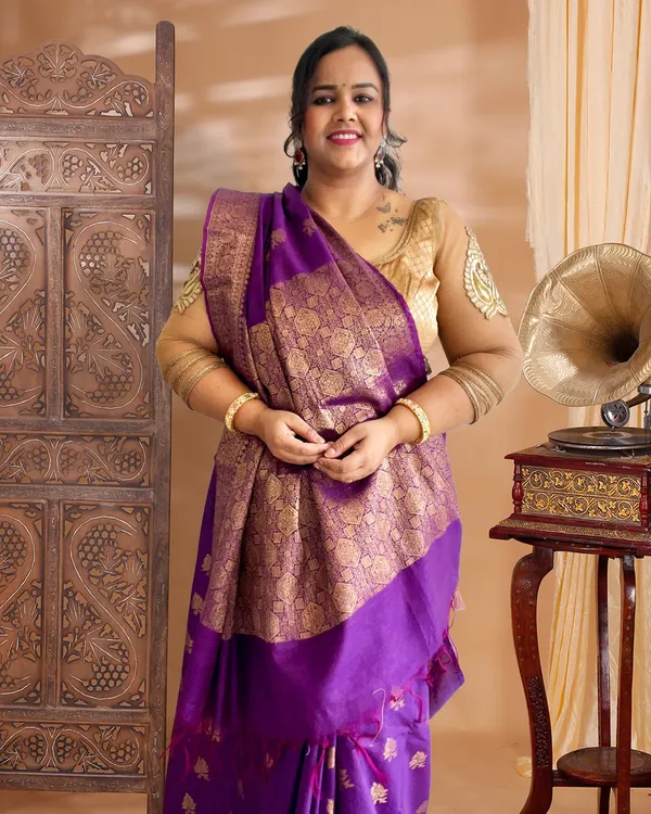 Ornate_Banarasi_Silk_Jaquard_Royal_Purple_Saree
