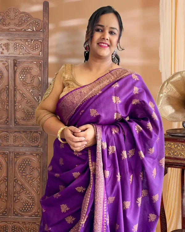 Ornate_Banarasi_Silk_Jaquard_Royal_Purple_Saree