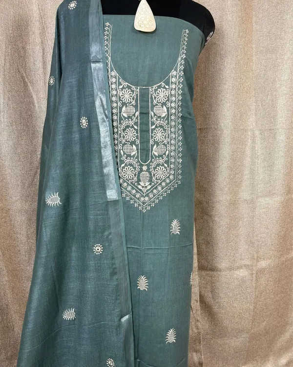 Gulmohar_Slub_Linen_Dark_Green_Unstitched_Suit