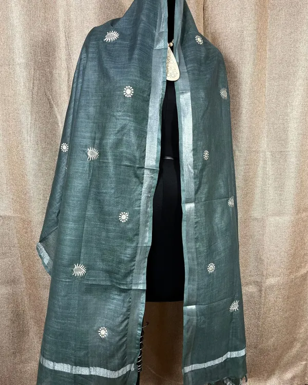 Gulmohar_Slub_Linen_Dark_Green_Unstitched_Suit