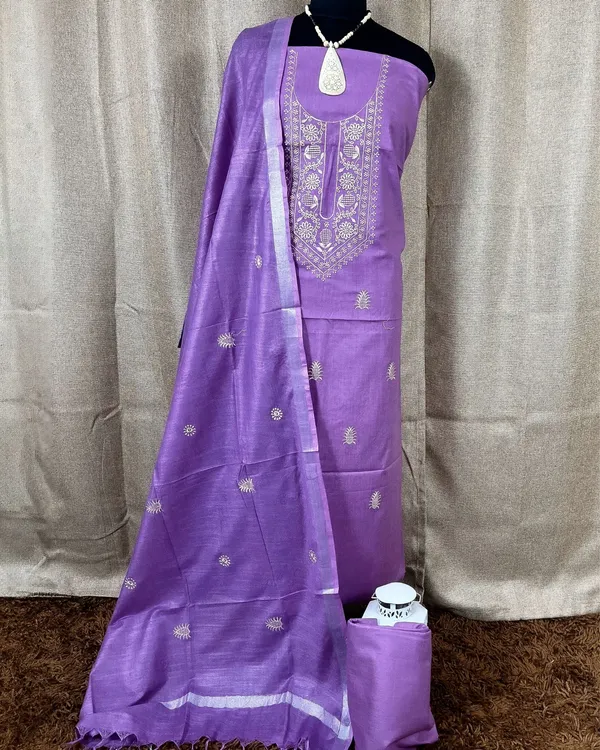 Gulmohar_Slub_Linen_Lavender_Unstitched_Suit