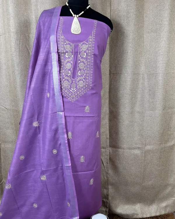Gulmohar_Slub_Linen_Lavender_Unstitched_Suit