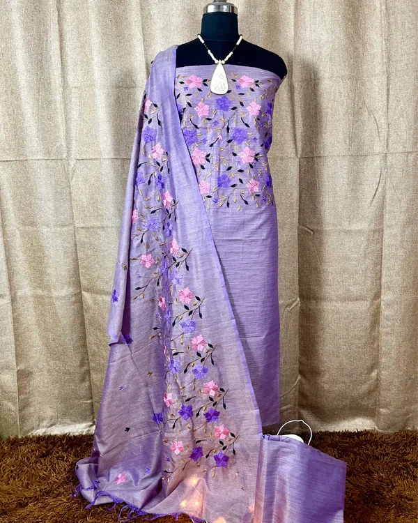 Gulmohar_Khadi_Cotton_Embroidered_Lavender_Suit