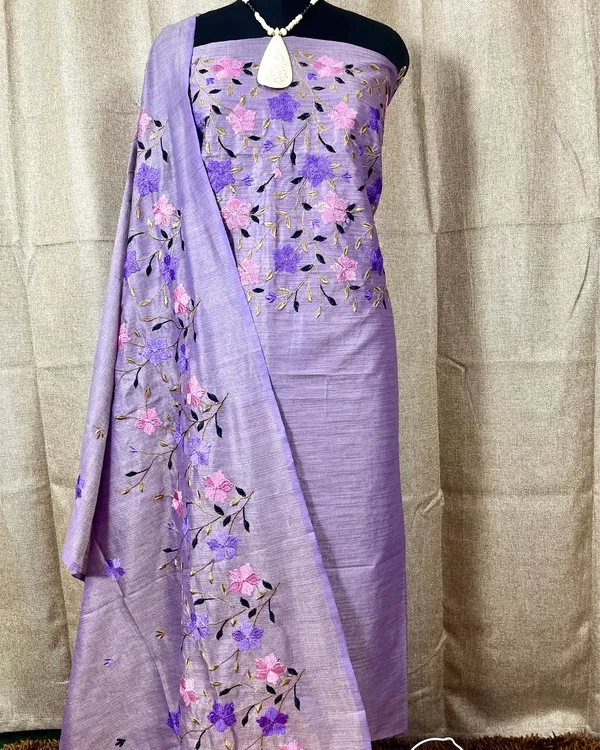 Gulmohar_Khadi_Cotton_Embroidered_Lavender_Suit