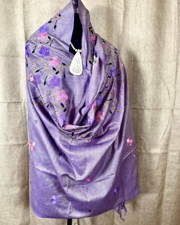 Gulmohar_Khadi_Cotton_Embroidered_Lavender_Suit