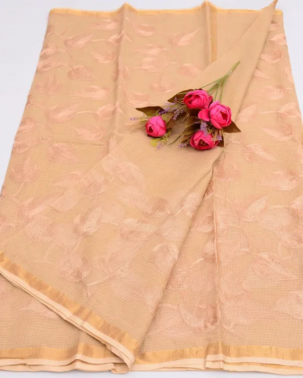 Pankhudi_Kota_Doria_Cozy_Peach_Saree_Embroidered