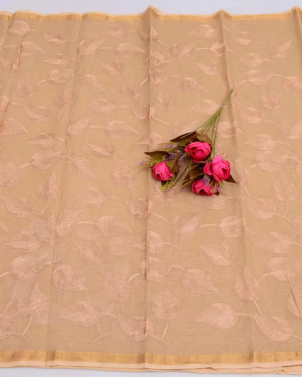 Pankhudi_Kota_Doria_Cozy_Peach_Saree_Embroidered