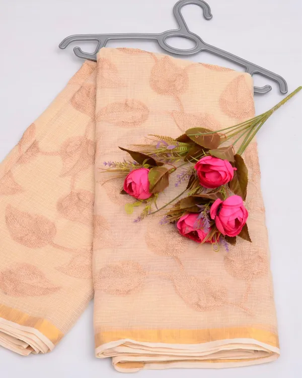 Pankhudi_Kota_Doria_Gentle_Peach_Saree_Embroidered