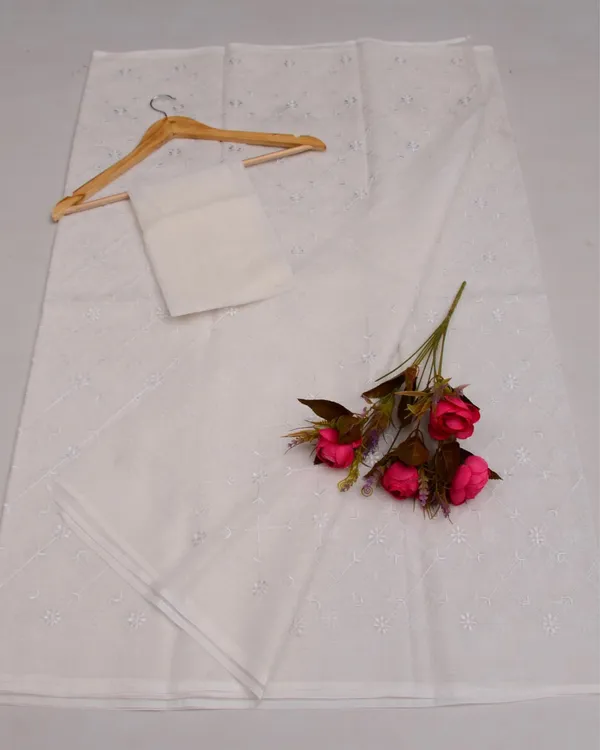 Pankhudi_Kota_Doria_Pristine_White_Saree_Embroidered