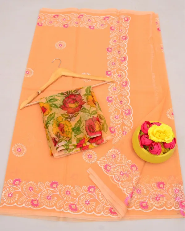 Kashidakari_Embroidered_Kota_Doria_Salmon_Peach_Saree