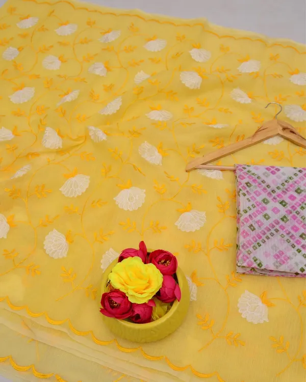 Pankhudi_Embroidered_Kota_Doria_Bright_Yellow_Saree