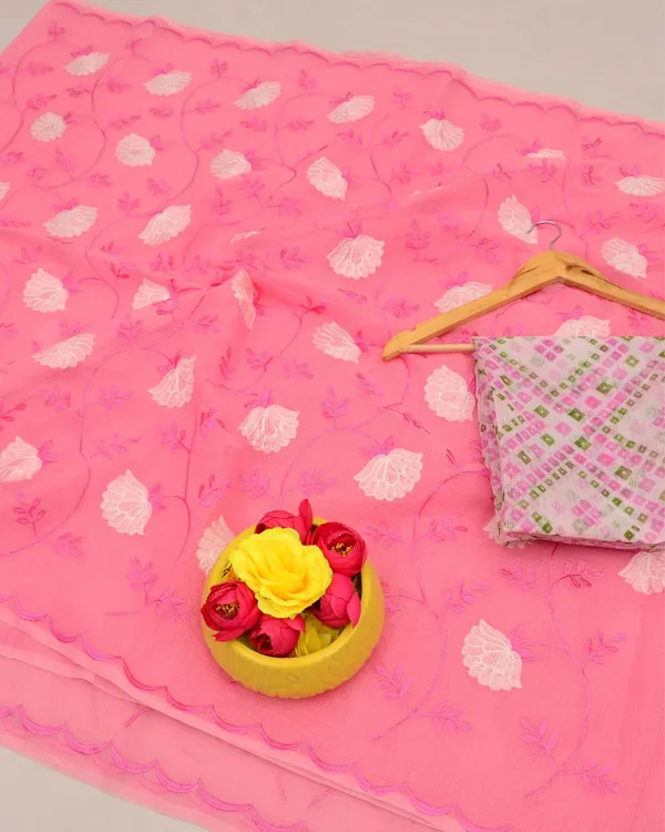 Pankhudi_Embroidered_Kota_Doria_Froly_Pink_Saree