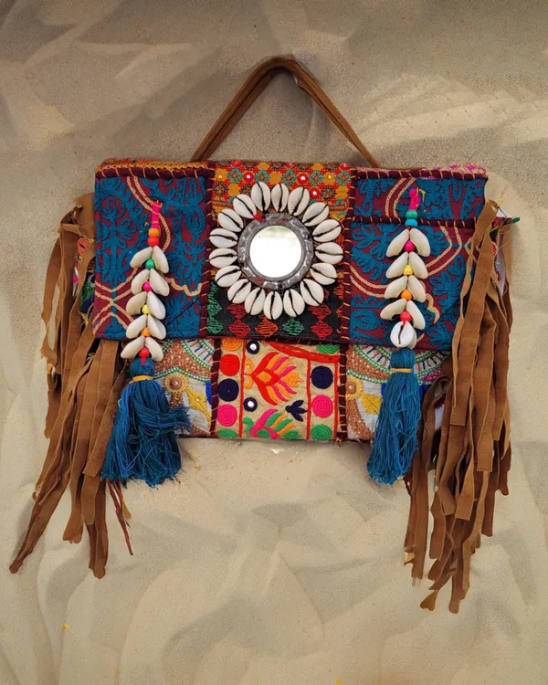 Khamma_Ghani_Kambadiya_Earthy_Brown_Sling_Bags