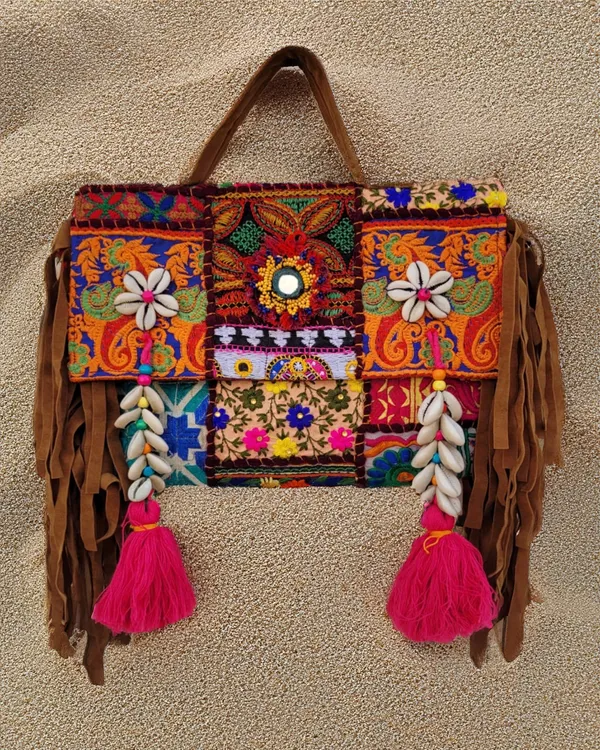 Khamma_Ghani_Kambadiya_Tawny_Brown_Sling_Bags