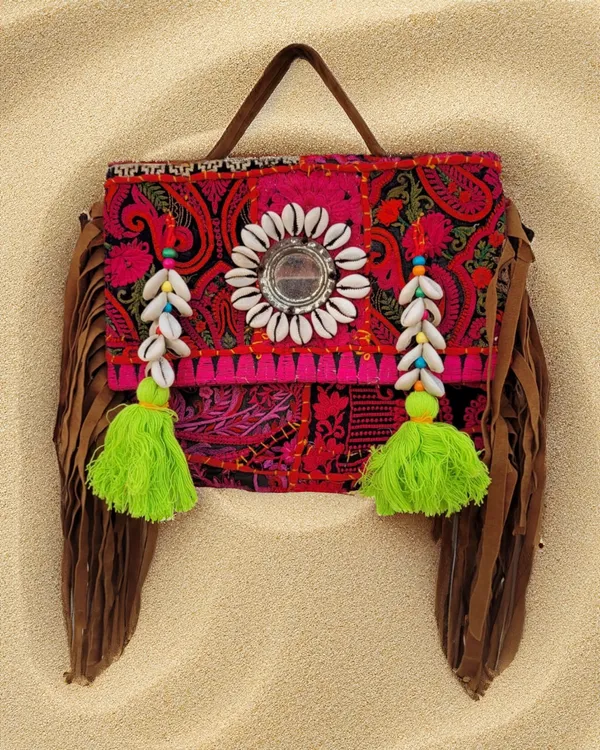 Khamma_Ghani_Kambadiya_Burnt_Brown_Sling_Bags