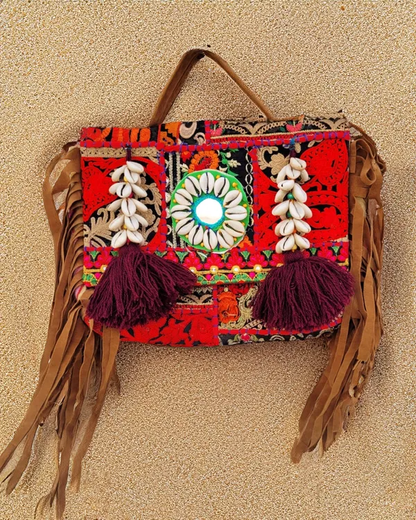 Khamma_Ghani_Kambadiya_Autumnal_Brown_Sling_Bags