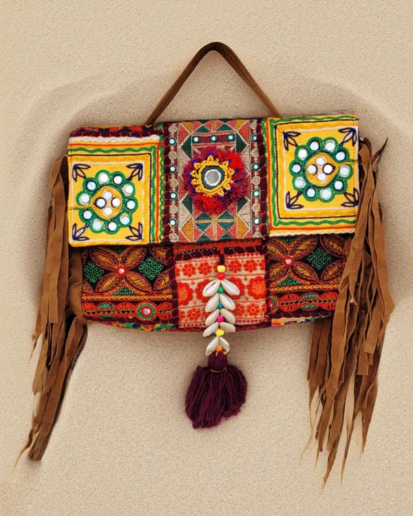 Khamma_Ghani_Kambadiya_Mahogany_Brown_Sling_Bags