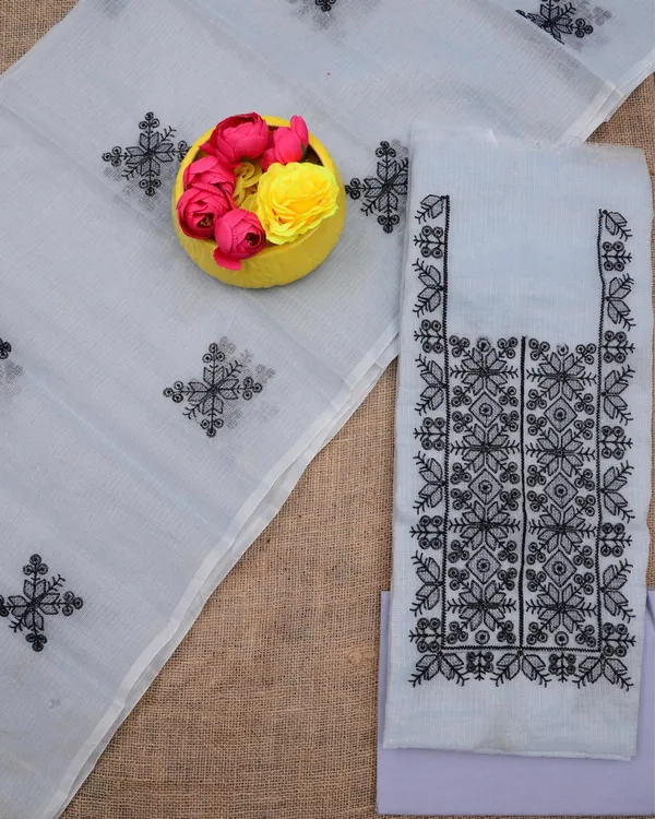 Kashidakari_Kota_Doria_Embroidered_Frosty_White_Suit