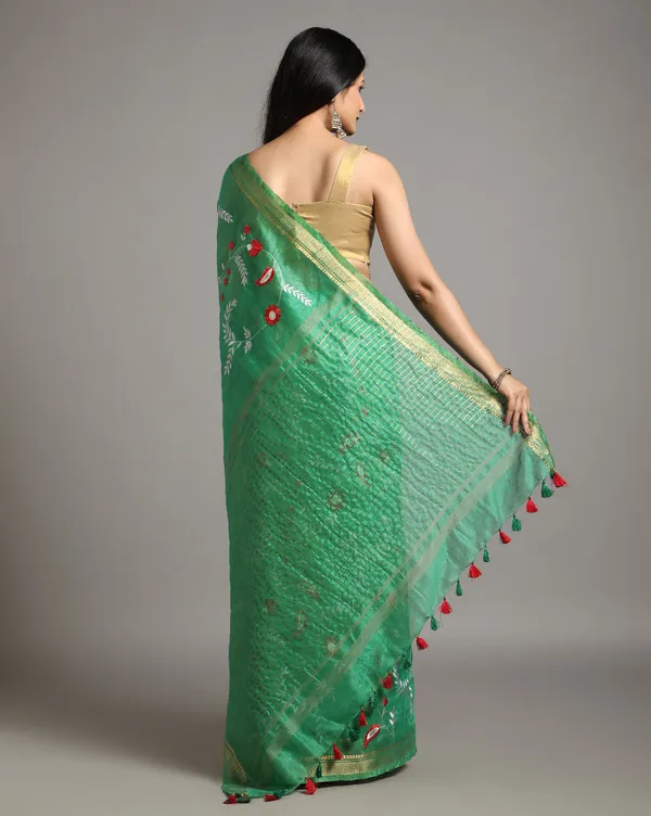 Serene_Silk_Linen_Embroidered_Green_Saree