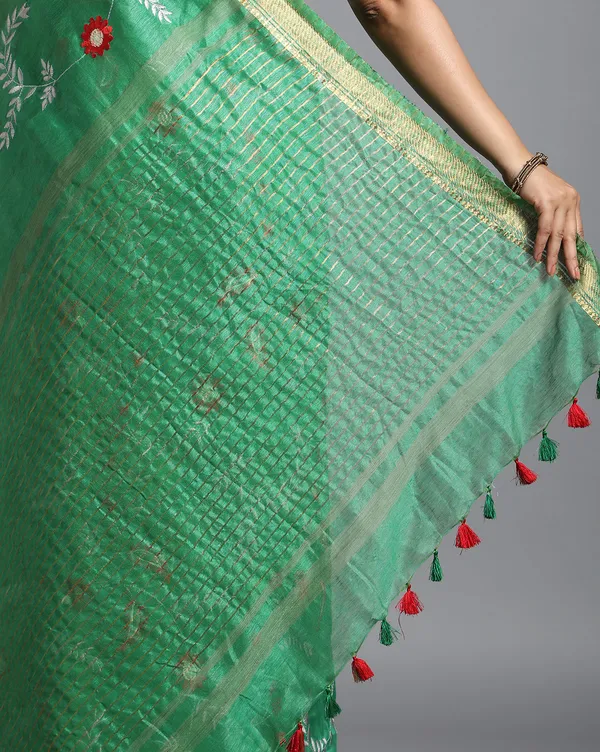 Serene_Silk_Linen_Embroidered_Green_Saree