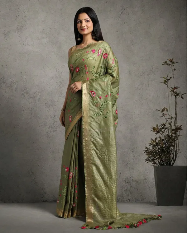 Ethereal_Silk_Linen_Embroidered_Olive_Green_Saree