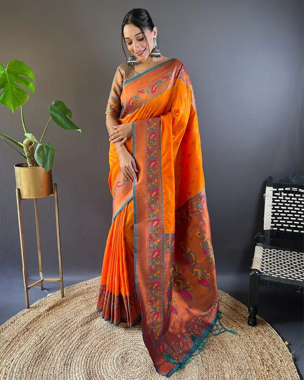 Marathi_Mood_Yeola_Paithani_Silk_Tangy_Orange_Saree_Zari_Woven