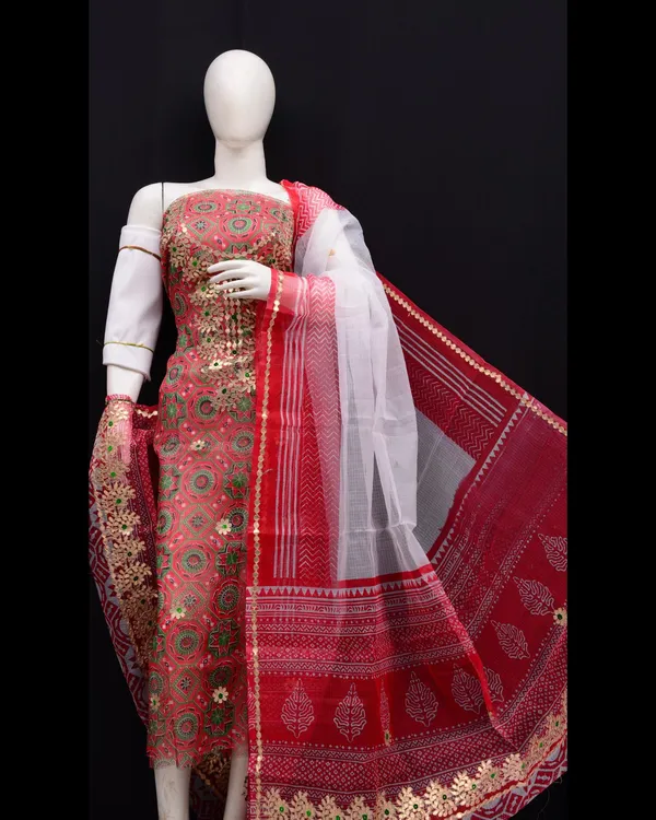 Glimmering_Red_&_White_Kota_Doria_Gota_Patti_Suit