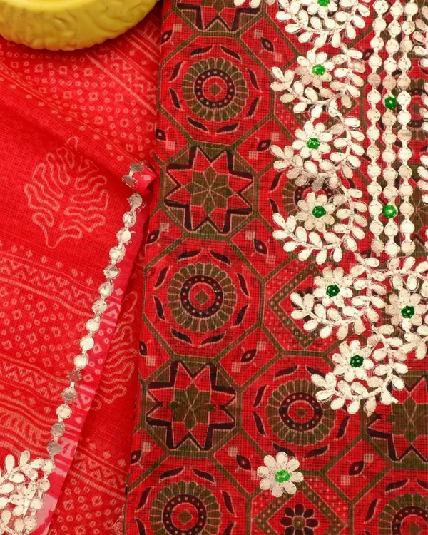 Glimmering_Dark_Red_Kota_Doria_Gota_Patti_Suit
