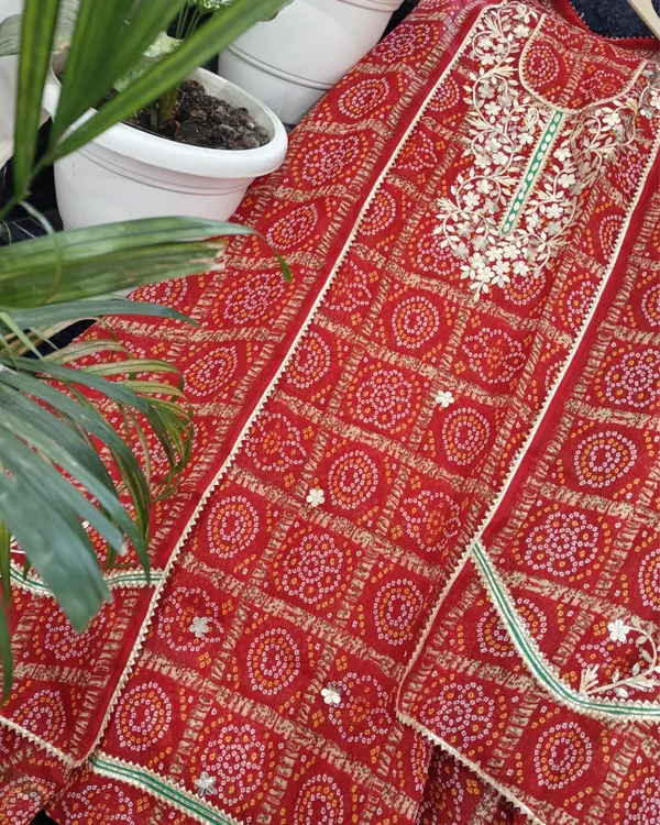 Pankhudi_Gota_Patti_Kota_Cotton_Silk_Red_Suit
