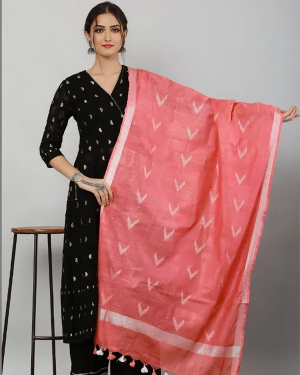 Dye_&_Drape_Pure_Cotton_Peach_Ikkat_Dupatta