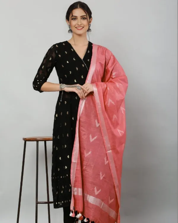 Dye_&_Drape_Pure_Cotton_Peach_Ikkat_Dupatta