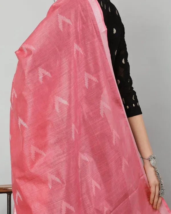Dye_&_Drape_Pure_Cotton_Peach_Ikkat_Dupatta