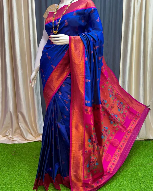 Marathi_Mood_Paithani_Silk_Meenakari_Buti_Royal_Blue_Saree