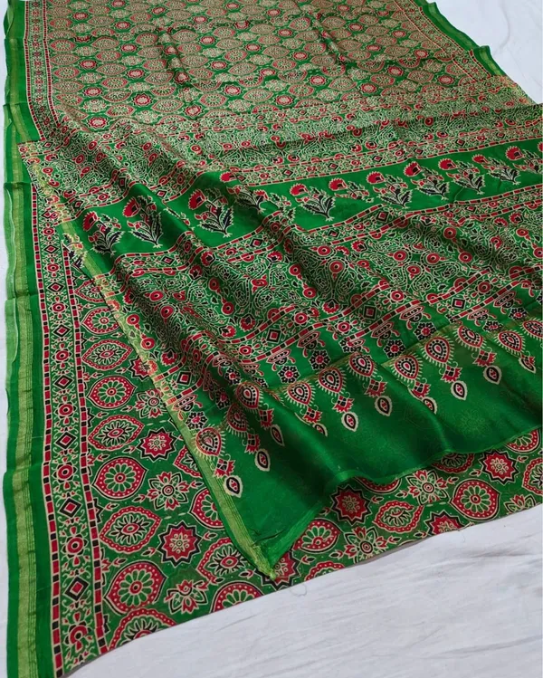 Lehrayein_Chanderi_Silk_Lush_Green_Ajrakh_Printed_Saree
