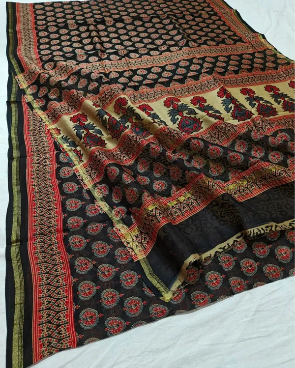 Lehrayein_Chanderi_Silk_Ashen_Black_Ajrakh_Printed_Saree
