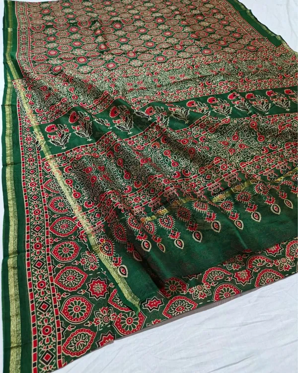 Lehrayein_Chanderi_Silk_Spring_Green_Ajrakh_Printed_Saree