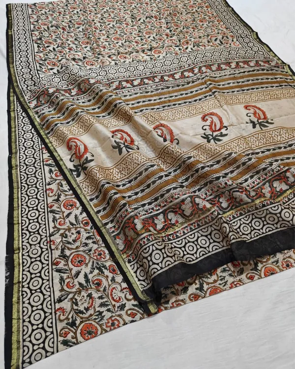 Whispering_Petals_Kalamkari_Chanderi_Silk_Smooth_Beige_Saree