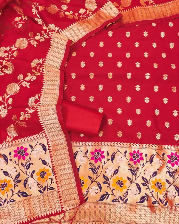 Noor-e-Banaras_Brocade_Weaving_Lichi_Silk_Red_Suit
