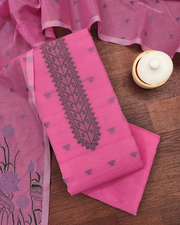 Noor-e-Banaras_Thread_Work_Cotton_Suit_Fuchsia_Pink