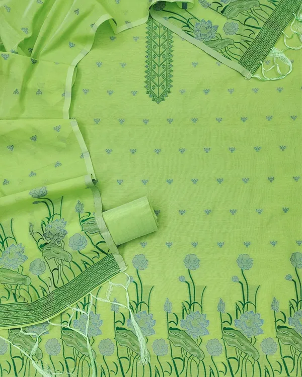 Noor-e-Banaras_Thread_Work_Cotton_Suit_Light_Green